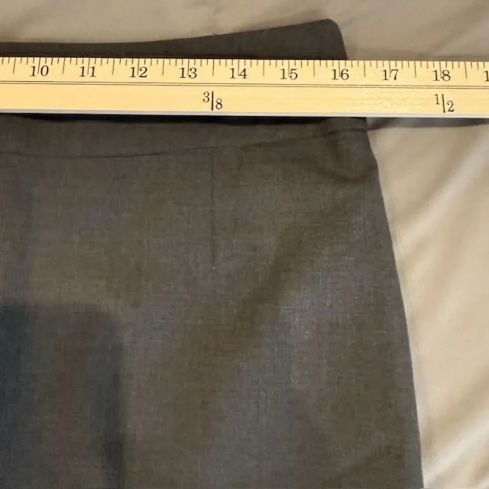 Hugo Boss Veronice Virgin Wool Stretch Blend Pencil Skirt Charcoal Gray‎ Size 8